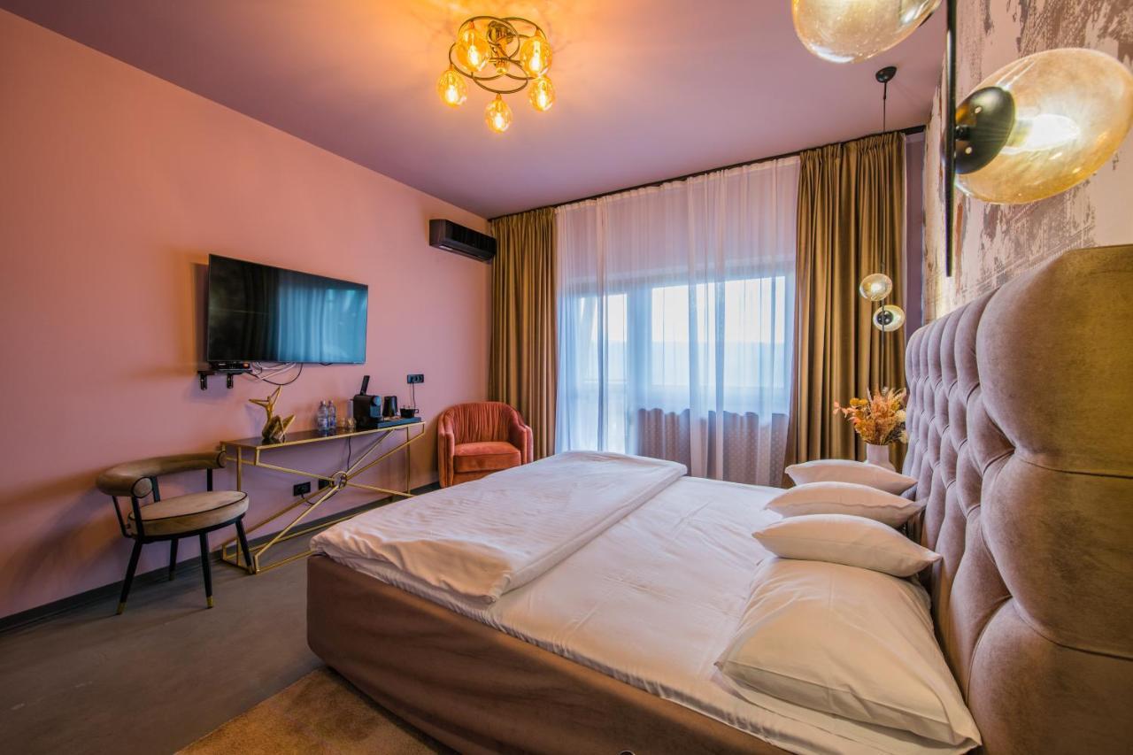 Pensiunea Casa Buna Girbova Luaran gambar